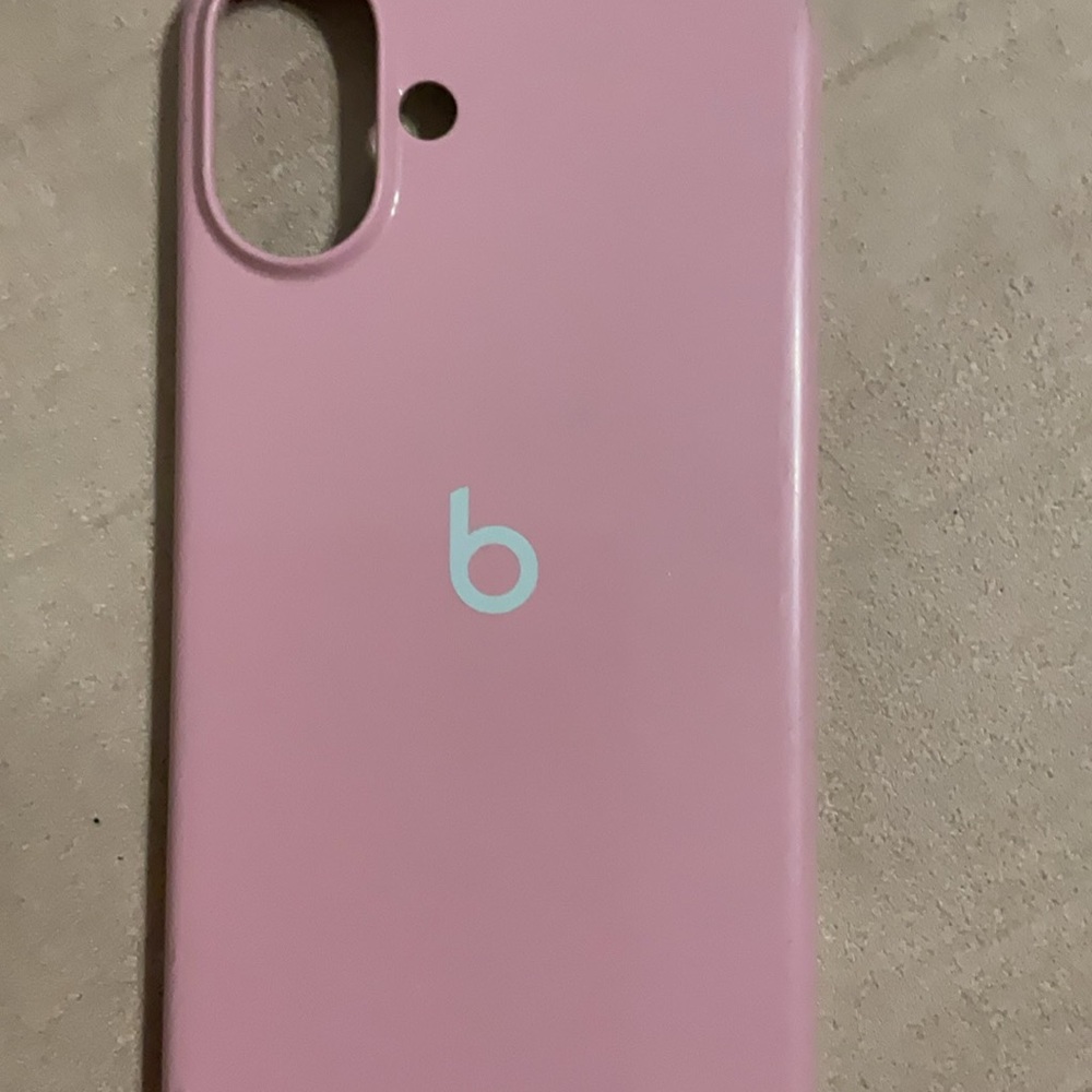 Beats by Dre Pink Smartphone Case iPhone 16 plus
